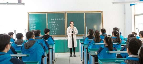 兴平引入导师机制，准确把握考试方向